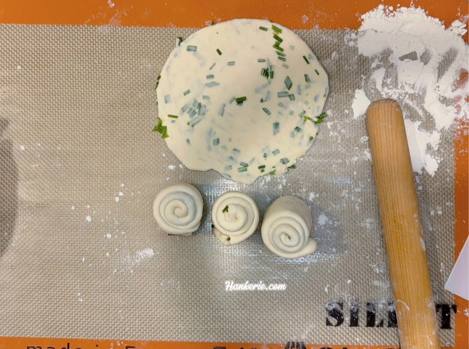Sourdough Discard Scallion Pancakes (葱油饼)